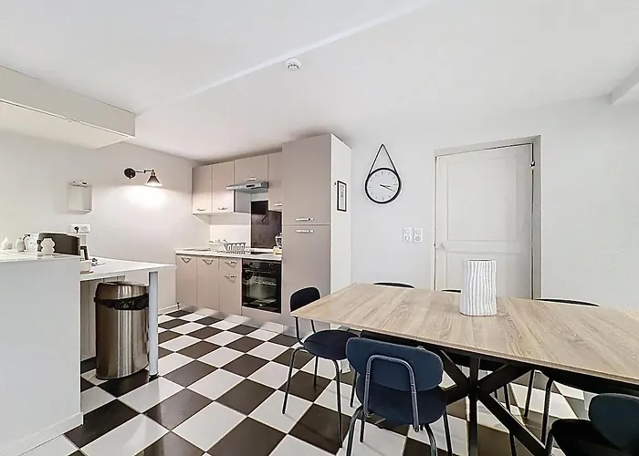 Charme&cachet T3 Atypique, Centre Historique Clermont-Ferrand